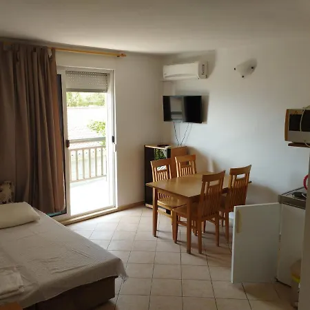 Jelena Apartman Podaca