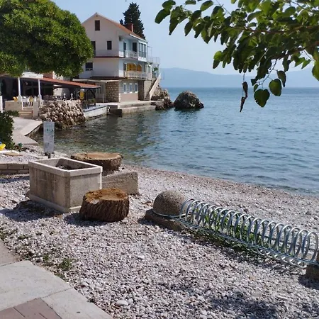 Jelena Apartman