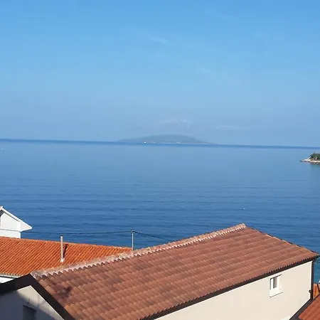 Jelena Apartman *